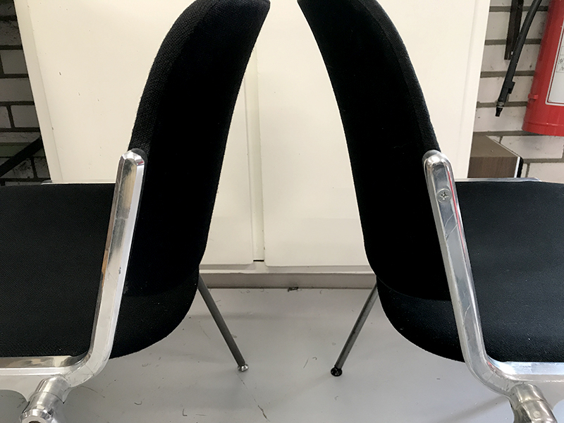 dsc axis 106 stoel castelli stofferen